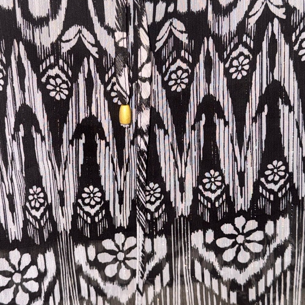 Rafaella Black and White Geometric Blouse - Picture 3 of 7